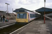 Class 117 DMU at Reading