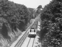 Class 117 DMU at Porthkerry Bank