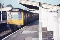 Class 117 DMU at Bourne End