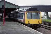 Class 117 DMU at Reading
