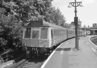 Class 117 DMU at Portsmouth &amp; Southsea (High Level)