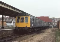 Class 117 DMU at Henley-on-Thames