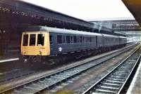 Class 118 DMU at Exeter St Davids