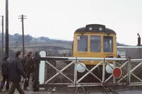 Class 118 DMU at Gwuan-Cae-Gurwen