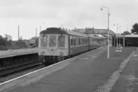Class 118 DMU at Barry station