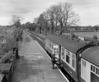 Class 119 DMU at Albrighton