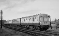 Class 119 DMU at south of Appleford