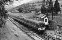 Class 119 DMU at Llanvihangel