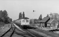 Class 120 DMU at Lowdham