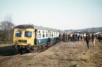 Class 120 DMU at Nelson and Llancaiach