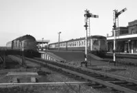 Class 120 DMU at Ely