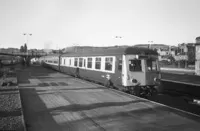 Class 120 DMU at Perth