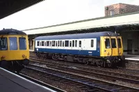 Class 122 DMU at Stratford-upon-Avon