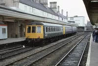 Class 122 DMU at Shrewsbury