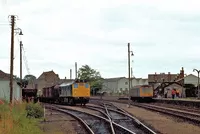 Class 122 DMU at Keith Junction