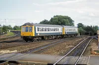 Class 122 DMU at Exeter St Davids