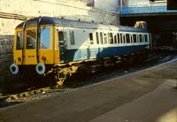 Class 122 DMU at Dundee