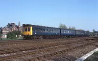 Class 127 DMU at Cricklewood