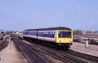 Class 108 DMU at Reading