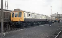 Class 117 DMU at Ashford Chart Leacon