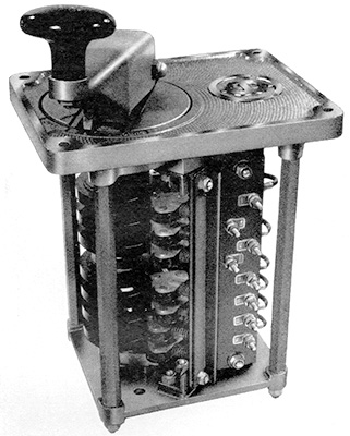 Right side view of throttle controller